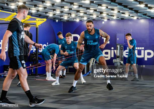 Jamaal Lascelles warms up during the Newcastle United Training Session at the Al Hilal FC Training Centre on December 06, 2022 in Riyadh, Saudi...