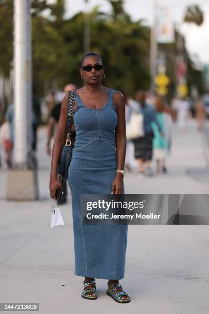 31,398 Denim Dress Photos and Premium High Res Pictures - Getty Images 31,398 Denim Dress Photos and Premium High Res Pictures - Getty Images