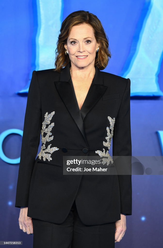 https://media.gettyimages.com/id/1447218313/photo/the-way-of-water-world-premiere-arrivals.jpg?s=1024x1024&w=gi&k=20&c=NXZHBo5ubblk6t9reCsRTBHRBeLcn_w2_M7fLMv_y3c=