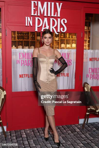 Madeleine White attends the "Emily In Paris" by Netflix - Season 3 World Premiere at Theatre Des Champs Elysees on December 06, 2022 in Paris, France.