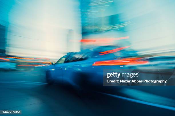 electric car revolution. - speed motion lines to the middle stock pictures, royalty-free photos & images