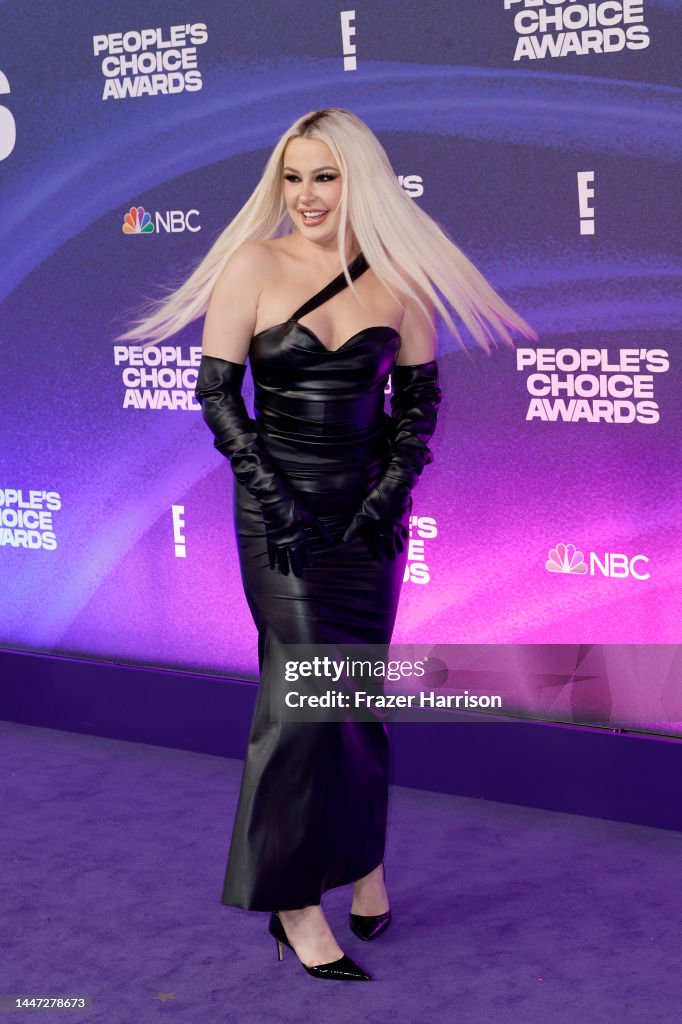 Tana Mongeau attends the 2022 People's Choice Awards at Barker Hangar
