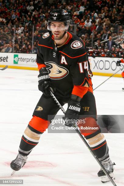 Adam Henrique of the Anaheim Ducks skates on the ice during the second period against the Carolina Hurricanes at Honda Center on December 6, 2022 in...