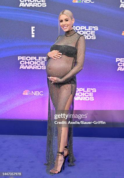 Heather Rae El Moussa attends the 2022 People's Choice Awards at Barker Hangar on December 06, 2022 in Santa Monica, California.