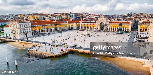 panoramic view of praça do comércio - lisbon stock pictures, royalty-free photos & images