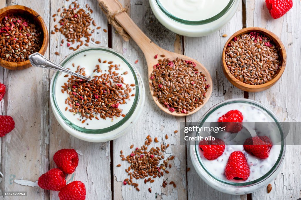 Mixture of seeds, raspberries and yoghurt