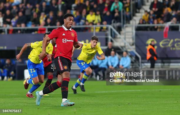 Anthony Martial of Manchester United scores their first goal during the friendly match between Cadiz CF and Manchester United at Nuevo Mirandilla on...