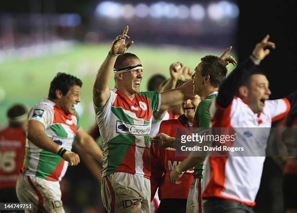 Imanol Harinordoquy, the Biarritz captain celebrates with team mates after their victory in the Amlin Challenge Cup Final between Biarritz Olympique...