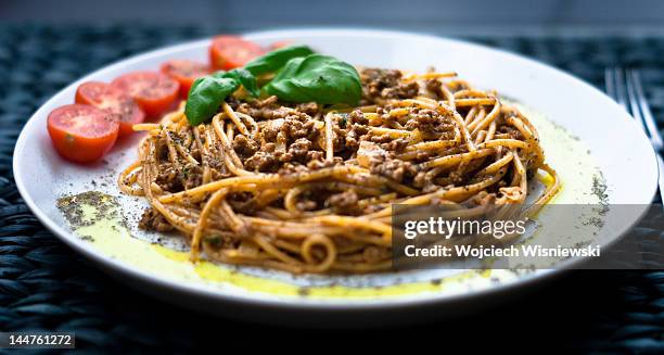 spaghetti bolognese - pasta with bolognese sauce stock pictures, royalty-free photos & images