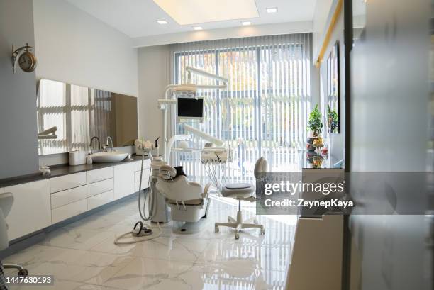 dental clinic room - medical examination room no people stock pictures, royalty-free photos & images