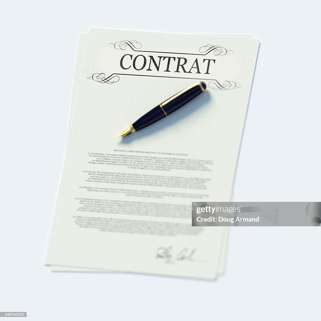 Contract papers in French and pen