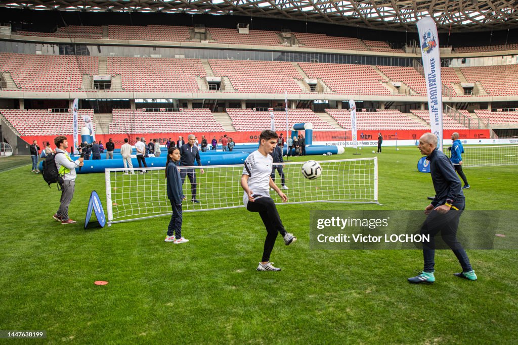 Futnet Racket Membres du Club Paris 2024 lors d'une partie de futnet lors de la ...