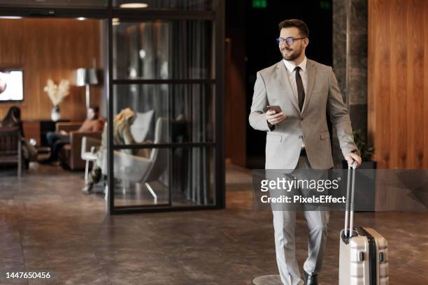 成功のスタイリング - businessman hotel ストックフォトと画像
