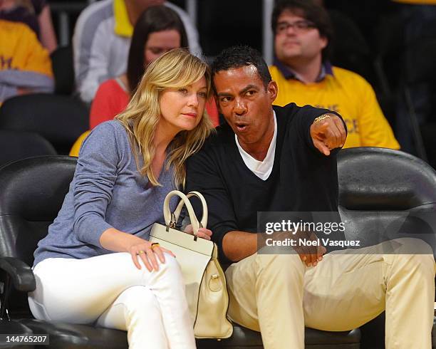 Ellen Pompeo and husband Chris Ivery attend the Los Angeles Lakers and Oklamhoma City Thunder Game 3 of the Western Conference Semifinals in the 2012...