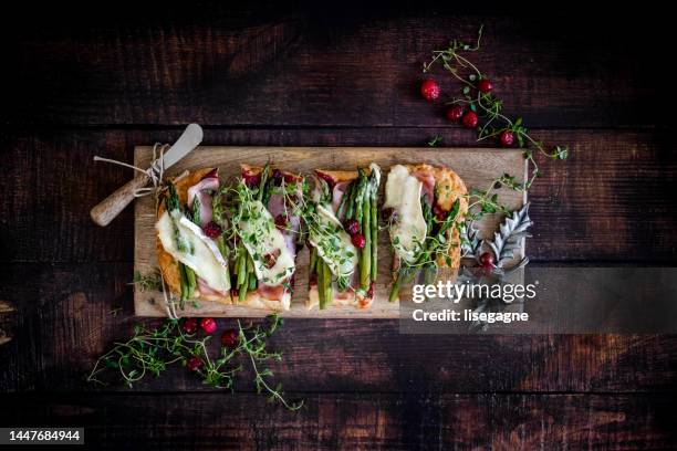 galette, cranberries and brie - brie stock pictures, royalty-free photos & images