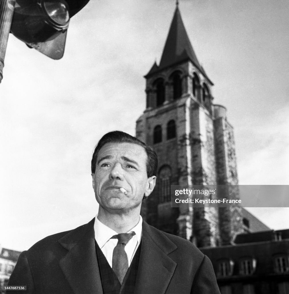 Henry Rey Portrait d'Henri-François Rey devant l'église Saint-Germain-des-Prés ...