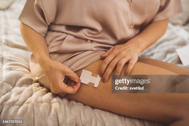 hormonersatztherapie - hormonersatztherapie stock-fotos und bilder