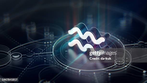 wassermann-sternzeichen mit astrologischem kartenhintergrund - wassermann-astrologisches-luftzeichen stock-fotos und bilder