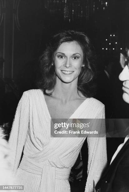 American actress Kate Jackson wearing a white v-neck outfit attends the 38th Annual Golden Globe Awards, held at the Beverly Hilton Hotel in Beverly...