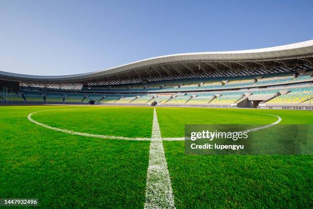 soccer field - サッカー場　無人 ストックフォトと画像