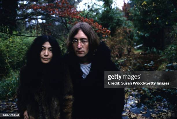 Portrait of Japanese-born artist and musician Yoko Ono and British musican and artist John Lennon , December 1968.