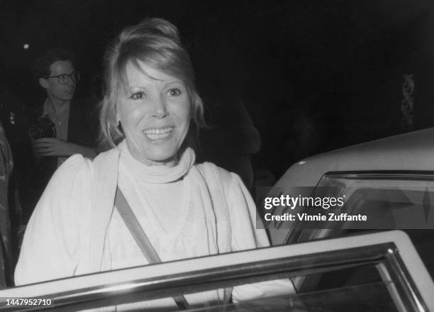Judy Carne attends a party at Sardi's for the opening night of 'Goose & Tom Tom', Sean Penn and Madonna's new play, in New York City, New York,...