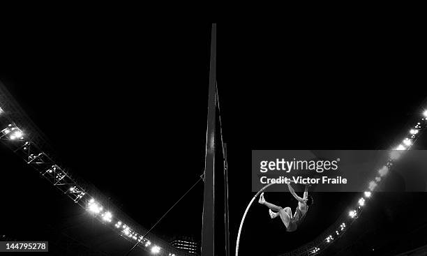 Yansheng Yang of China competes to win the Men's Pole Vault during the Samsung Diamond League on May 19, 2012 at the Shanghai Stadium in Shanghai,...