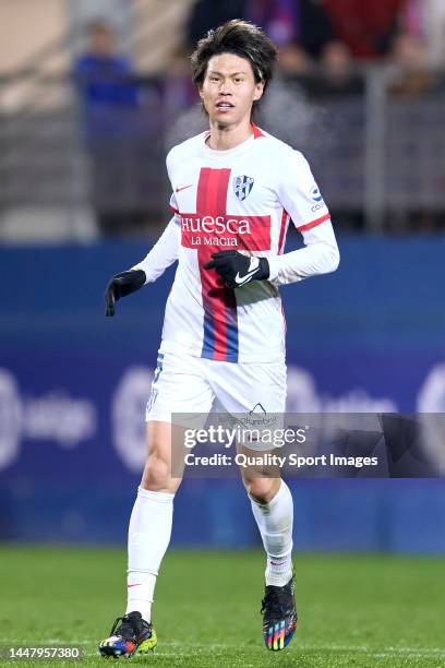 Kento Hashimoto of SD Huesca looks on during the LaLiga Smartbank match between SD Eibar and SD Huesca at Estadio Municipal de Ipurua on December 04,...