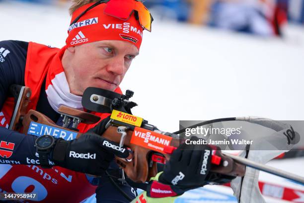 Roman Rees of Germany competes during the Men's 10 km sprint at the BMW IBU World Cup Biathlon Hochfilzen on December 09, 2022 in Hochfilzen, Austria.