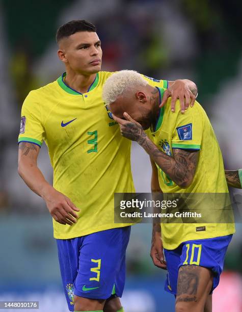 781 Neymar Thiago Silva Photos & High Res Pictures - Getty Images