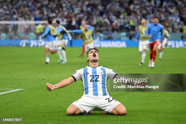 Lautaro Martinez of Argentina scores the team's fifth and winning penalty in the penalty shoot out during the FIFA World Cup Qatar 2022 quarter final...
