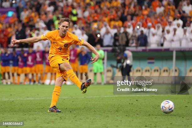 Luuk De Jong of Netherlands scores the team's fifth penalty in the penalty shoot out during the FIFA World Cup Qatar 2022 quarter final match between...