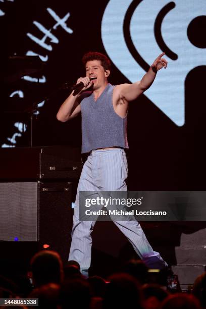 Charlie Puth performs onstage at the Z100's iHeartRadio Jingle Ball 2022 at Madison Square Garden on December 09, 2022 in New York City.