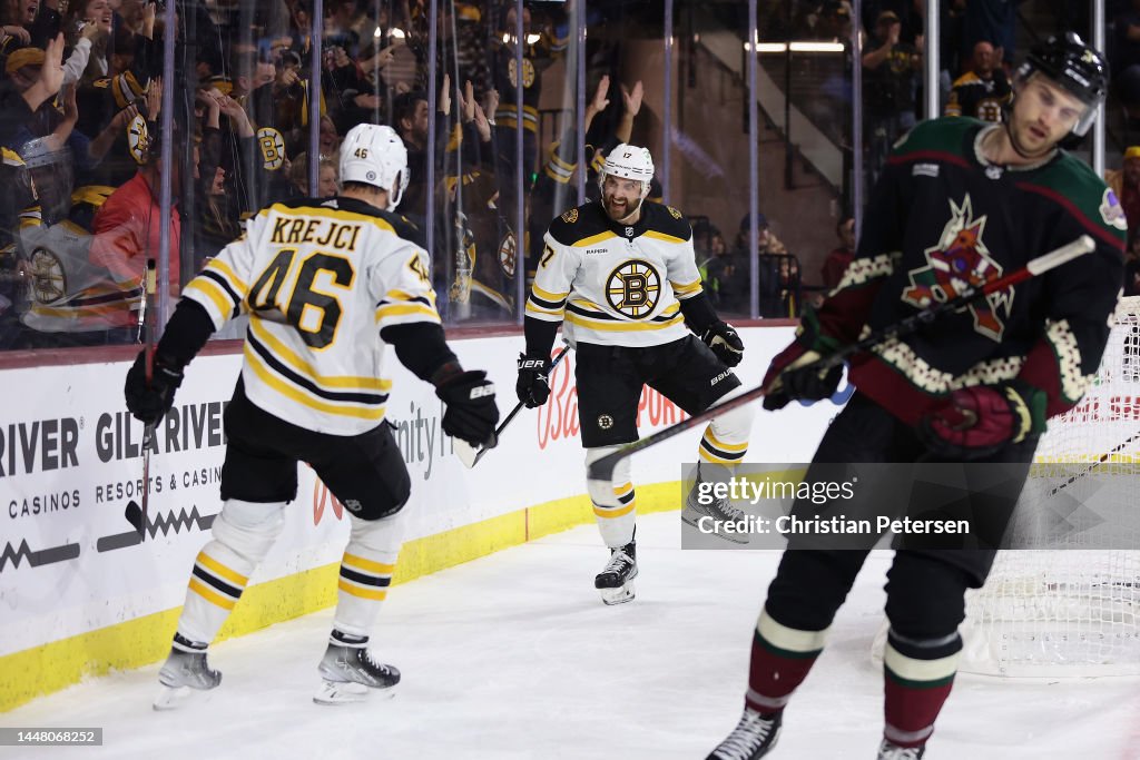 Boston Bruins v Arizona Coyotes