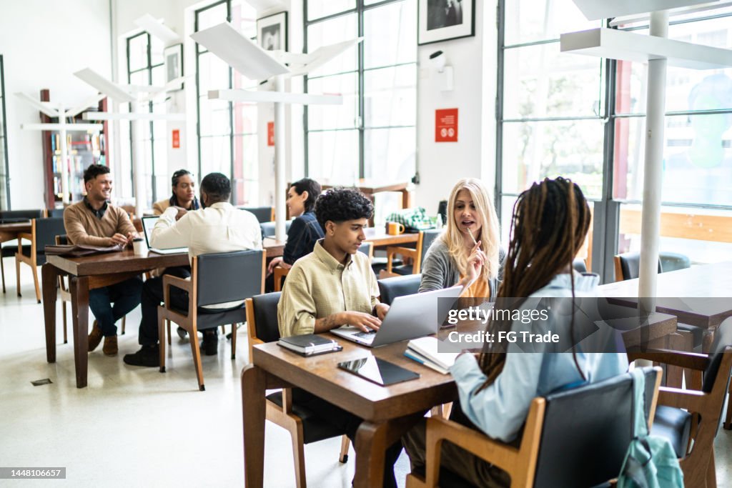 People Using Library People Studying In A Library High-Res Stock Photo - Getty Images