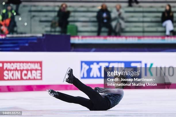 Shoma Uno of Japan reacts in the Men's Free Skating during the ISU Grand Prix of Figure Skating Final at Palavela Arena on December 10, 2022 in...