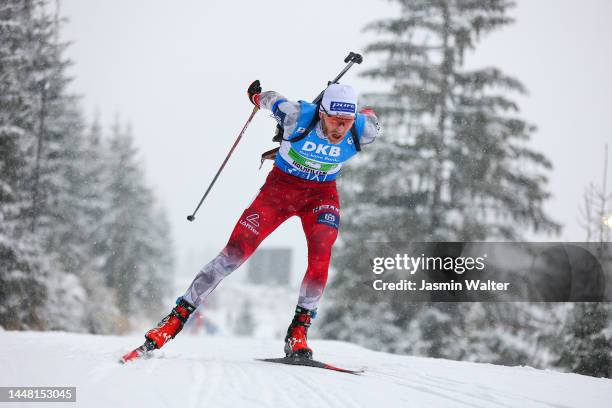 Simon Eder of Austria competes during the Men's 4x7.5 km Relay at the BMW IBU World Cup Biathlon Hochfilzen on December 10, 2022 in Hochfilzen,...