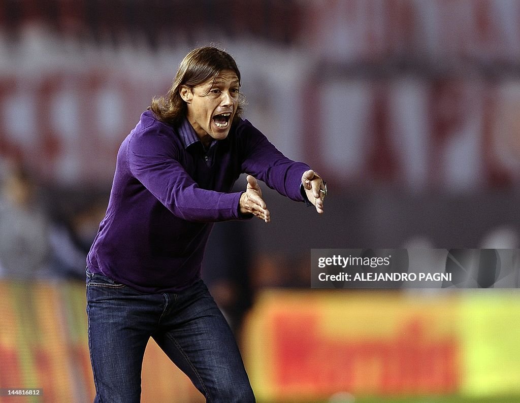 River Plate's team coach Matias Almeyda