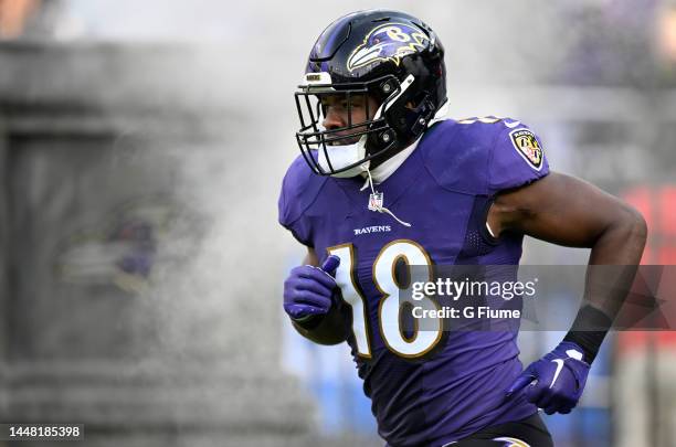 Roquan Smith of the Baltimore Ravens is introduced before the game against the Denver Broncos at M&T Bank Stadium on December 04, 2022 in Baltimore,...