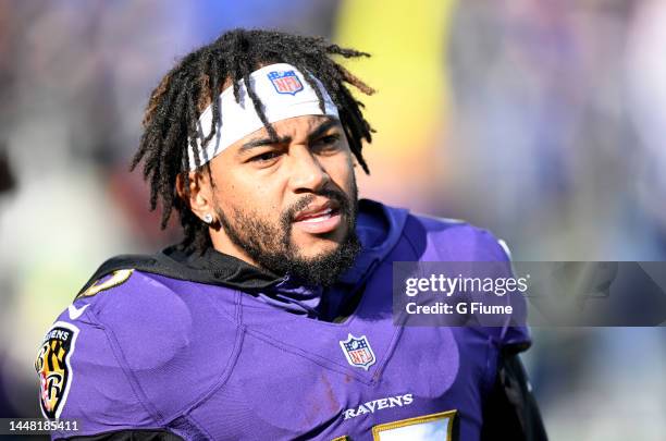 DeSean Jackson of the Baltimore Ravens warms up before the game against the Denver Broncos at M&T Bank Stadium on December 04, 2022 in Baltimore,...