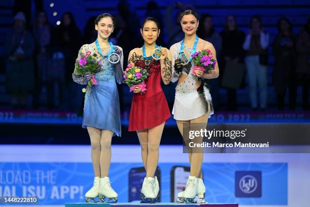 Isabeau Levito of USA , Mai Mihara of Japan and Loena Hendrickx of Belgium pose in the Women's medal ceremony during the ISU Grand Prix of Figure...