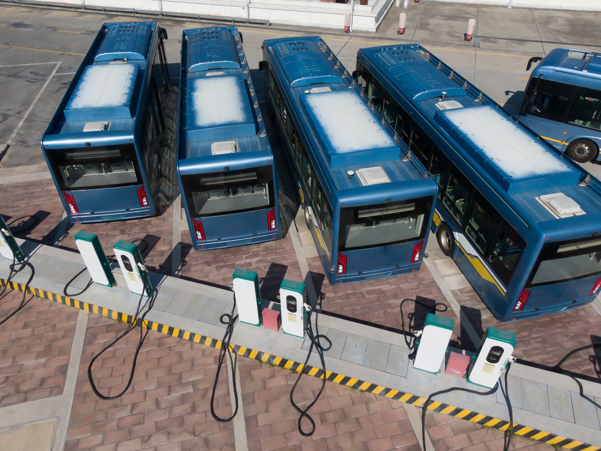 green technology bus
