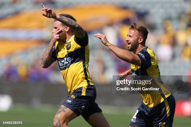 Jason Cummings of the Mariners celebrates his goal during the round 7 A-League Men's match between Central Coast Mariners and Newcastle Jets at...