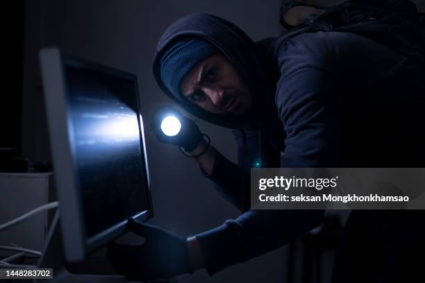 Computer Robber 337 Breaking Cracker Stock Photos, High-Res Pictures, and Images ...