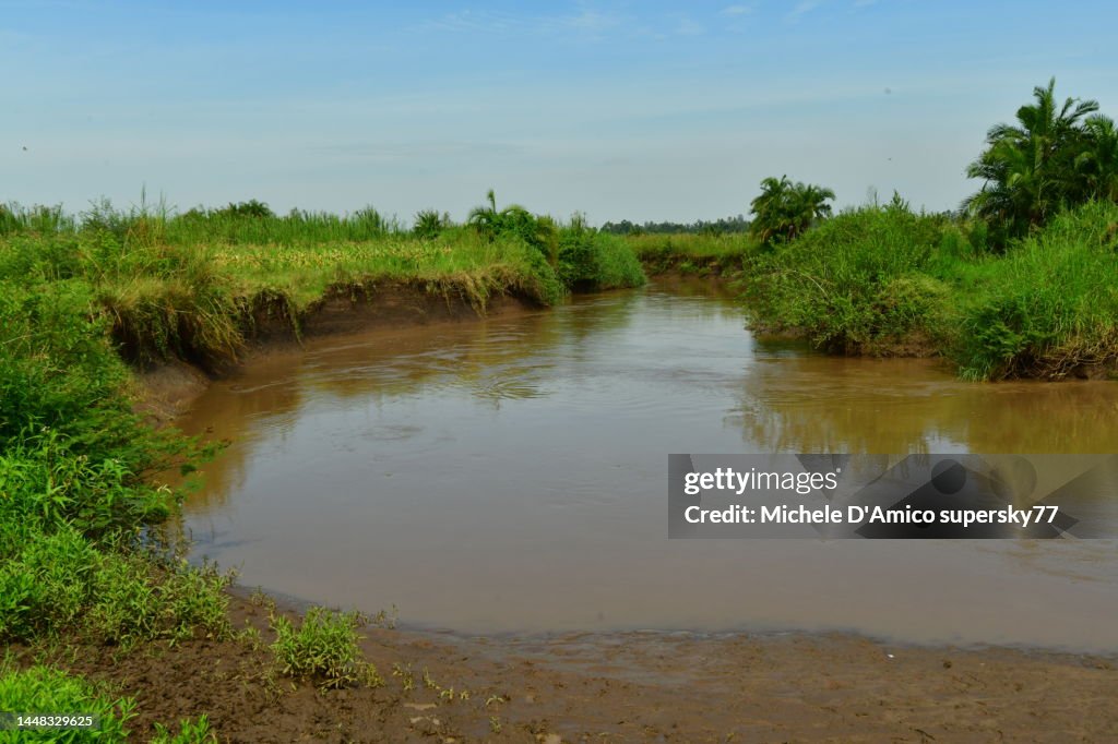 The brown waters of the Malaba river