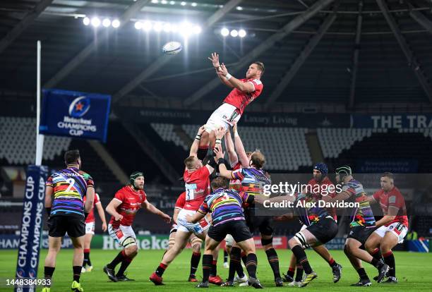 Hanro Liebenberg of Leicester Tigers wins the ball from the lineout during the Heineken Champions Cup Pool B match between Ospreys and Leicester...