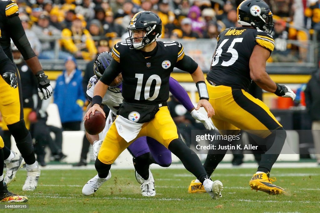 Baltimore Ravens v Pittsburgh Steelers