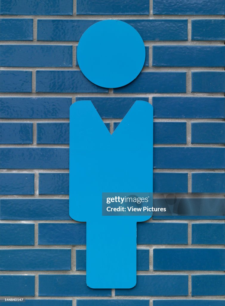 Chessington Community College, Garrison Lane, Chessington, Surrey, United Kingdom Architect: Iid Architects 2009 Chessington Community Colege-Loo Signs