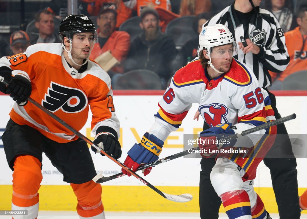 Devils Flyers Noah Cates of the Philadelphia Flyers battles on a face-off against ...