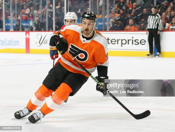 Kevin Hayes of the Philadelphia Flyers skates against the New Jersey Devils at the Wells Fargo Center on December 3, 2022 in Philadelphia,...